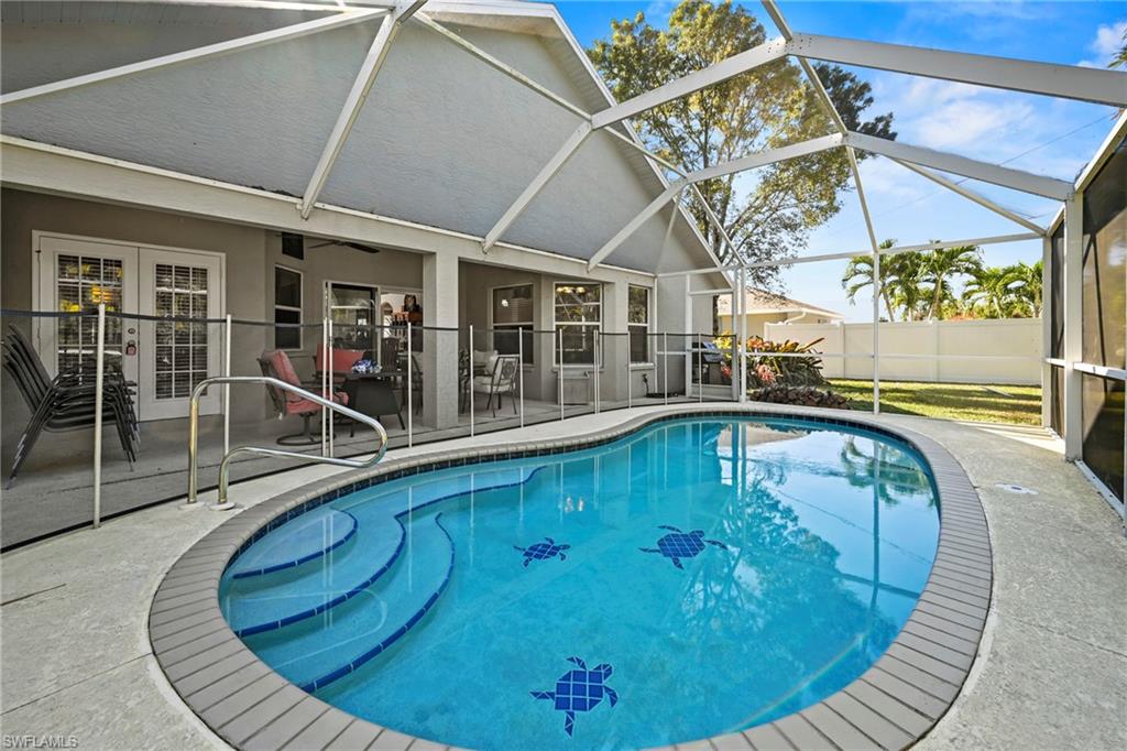 1831 Se Van Loon Ter Property Photo 18