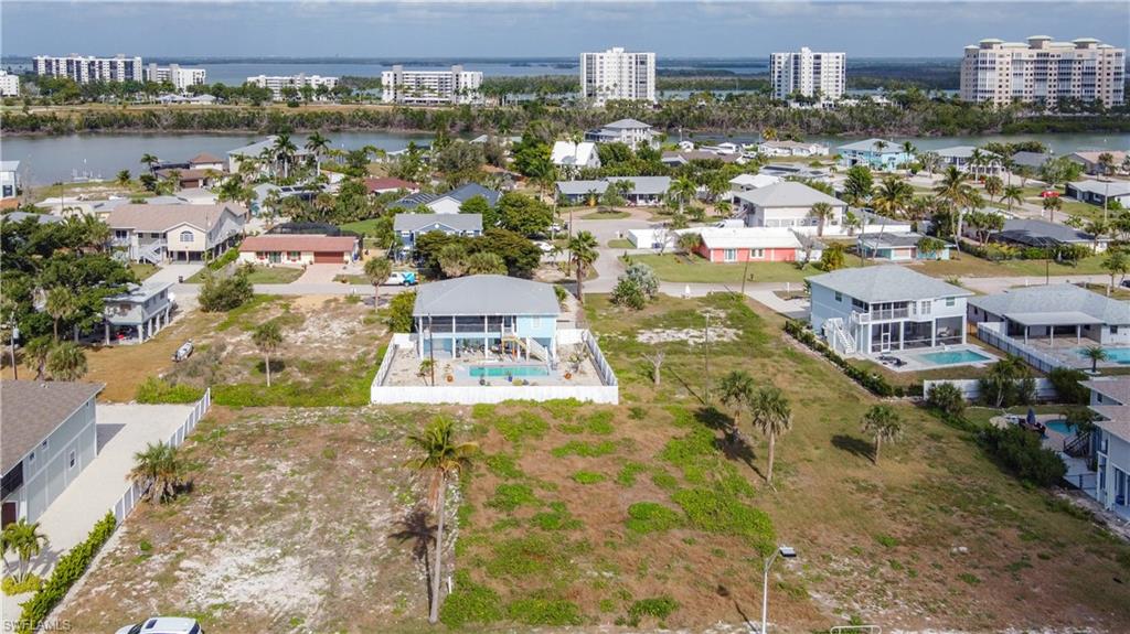 8033 Estero Blvd Property Photo 4
