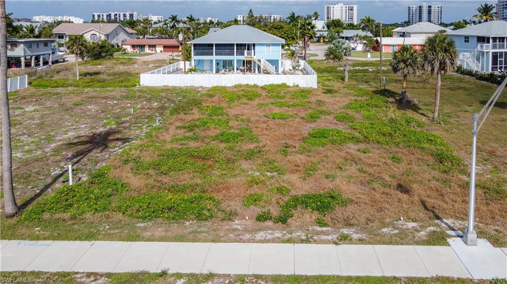 8033 Estero Blvd Property Photo 7