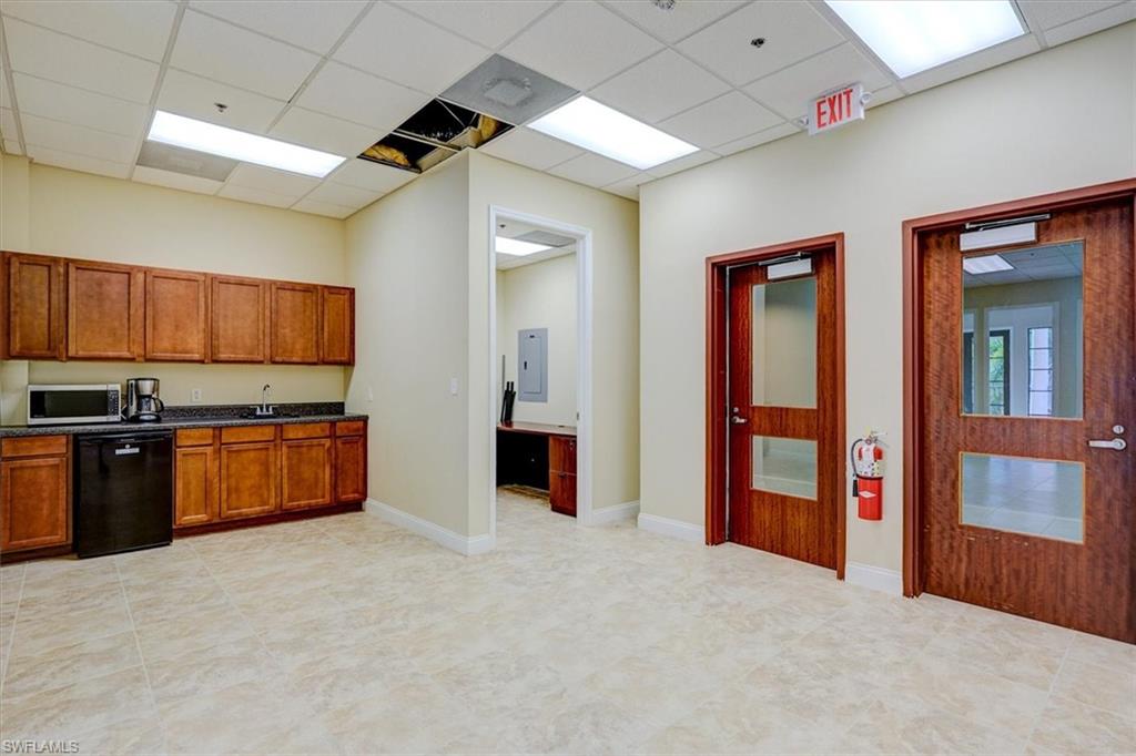 23190 Fashion Dr P211 & P212 Property Photo 24