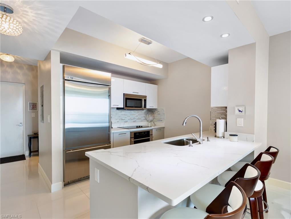 3000 Oasis Grand Blvd 1206 Property Photo 10