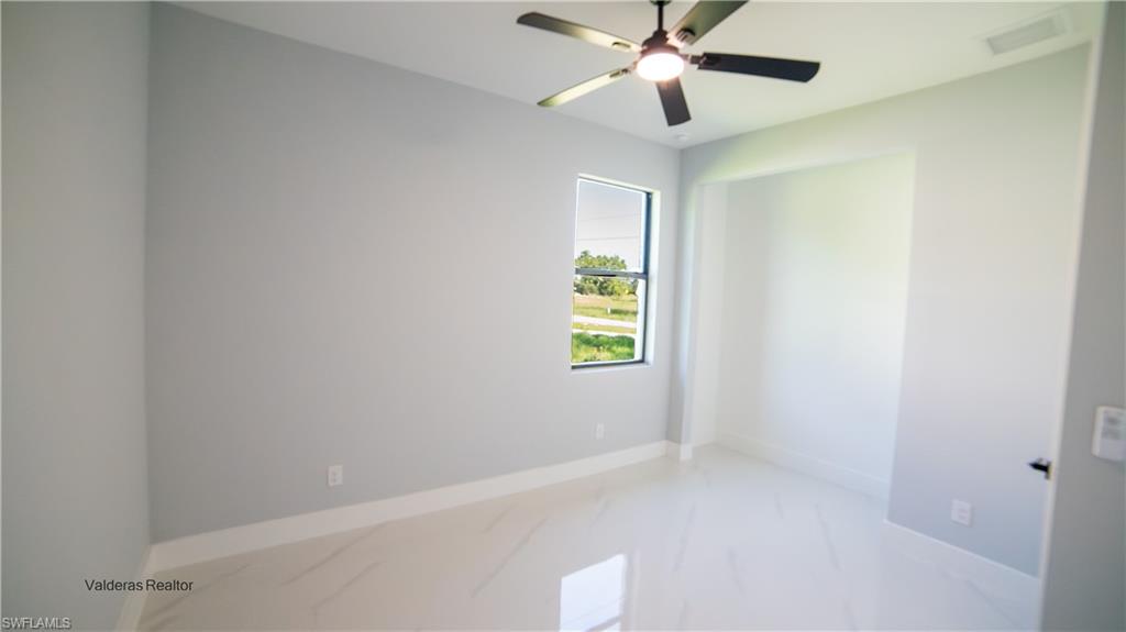 2401/2403 Matena Ave S Property Photo 12