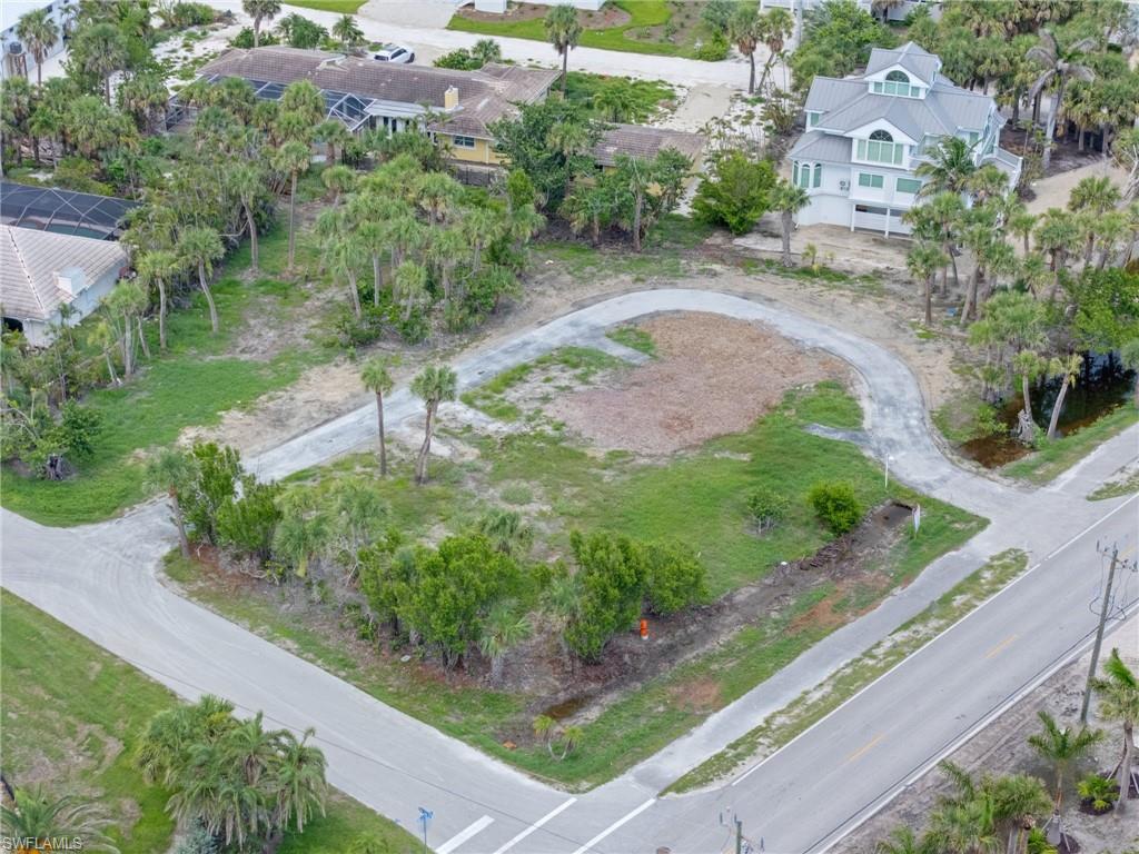 2950 W Gulf Dr Property Photo 3
