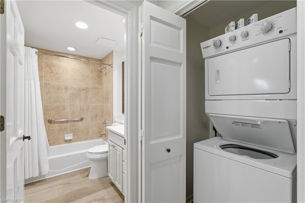 221 9th St S 217 Property Photo 25
