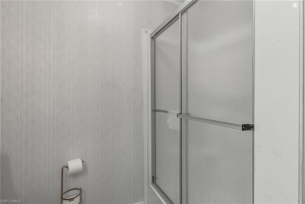 3904 Dewberry Ln Property Photo 22