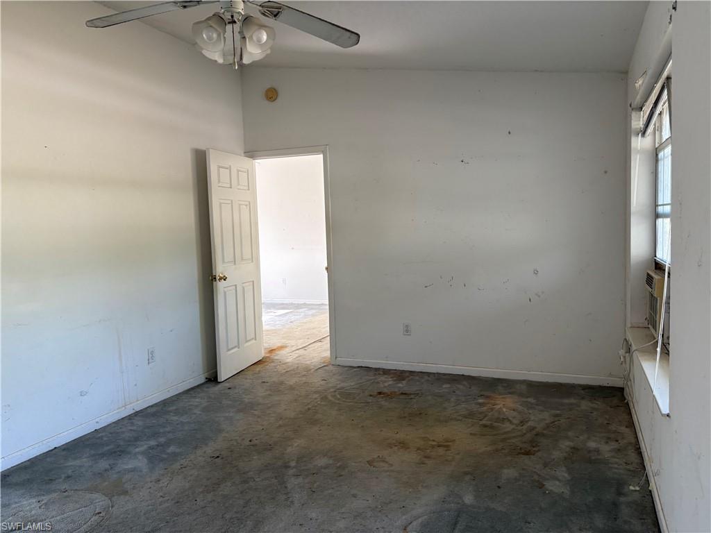 27373 Sandrala Dr Property Photo 7