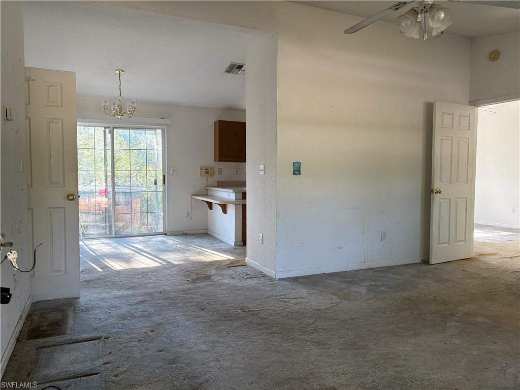 27373 Sandrala Dr Property Photo 8