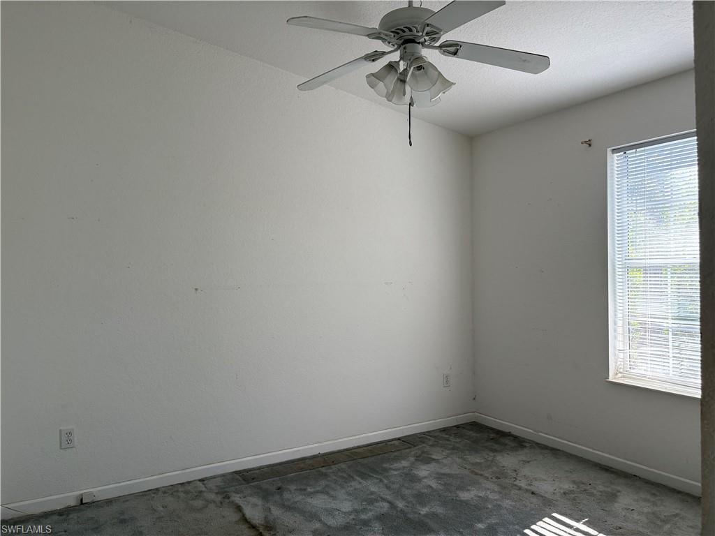 27373 Sandrala Dr Property Photo 11