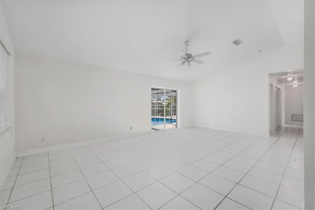 1302 Ne 4th Ter Property Photo 8