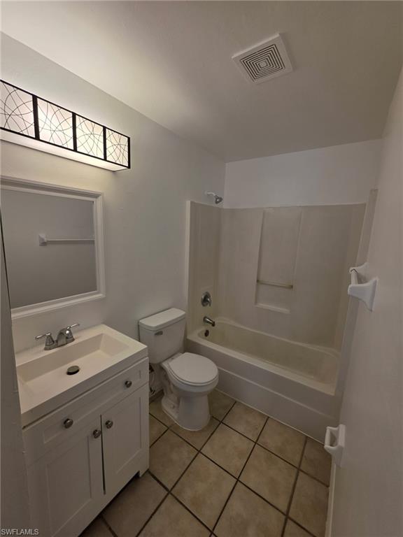 1248 Columbus Blvd # B Property Photo 11