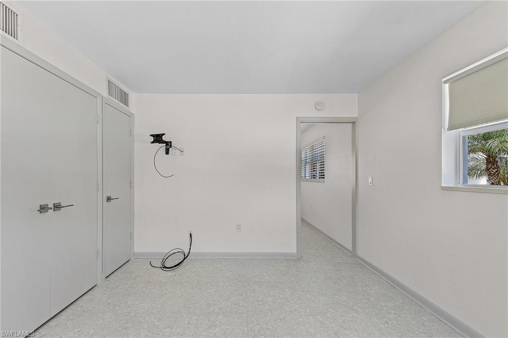 780 10th Ave S 4 Property Photo 19