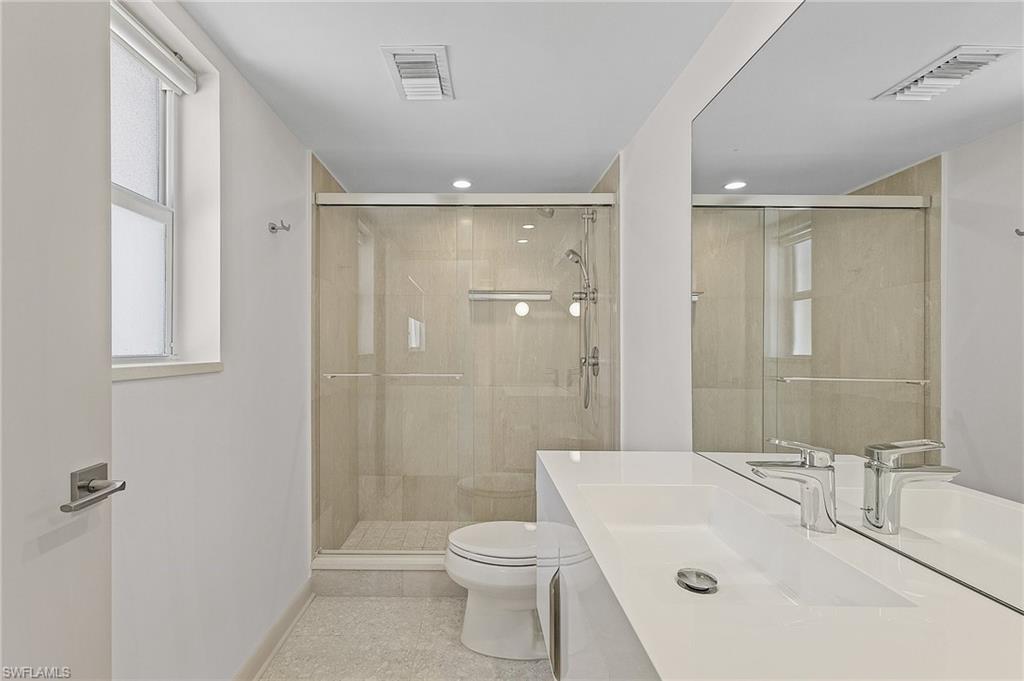 780 10th Ave S 4 Property Photo 22