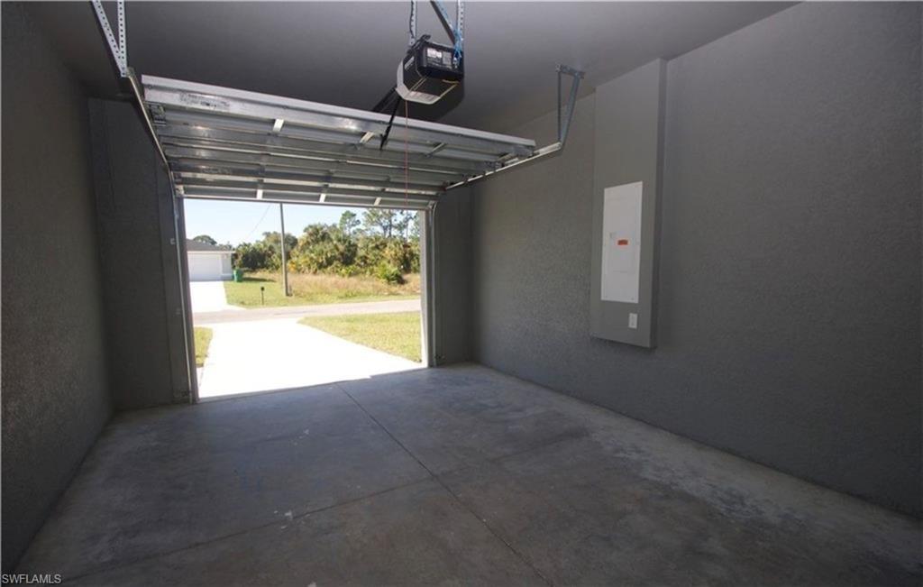 1048 Jay Ct Property Photo 29