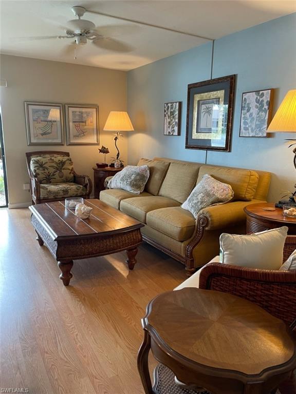 5650 Trailwinds Dr 111 Property Photo 5