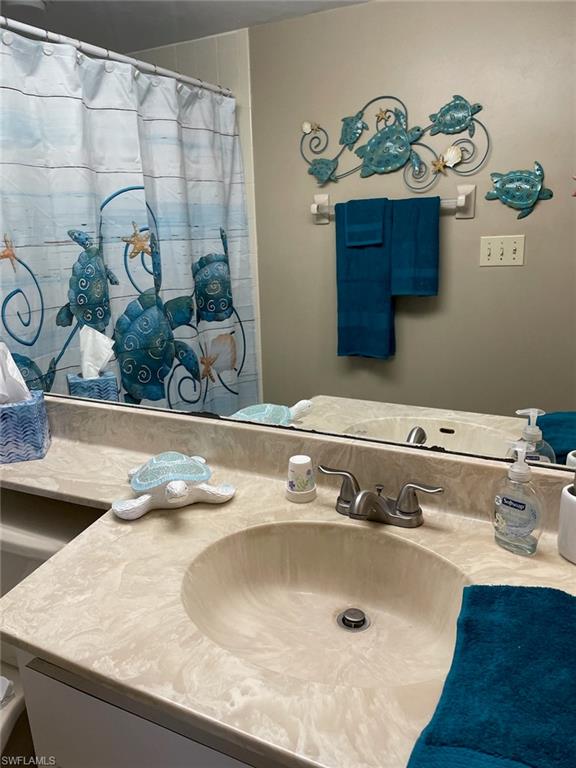 5650 Trailwinds Dr 111 Property Photo 20