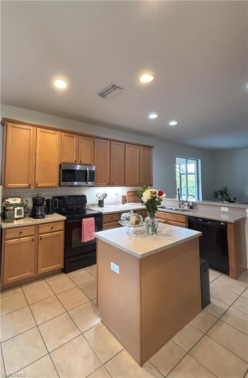 8042 Silver Birch Way Property Photo 8