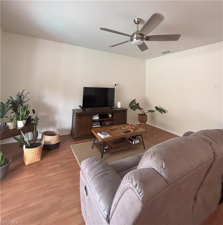 8042 Silver Birch Way Property Photo 11