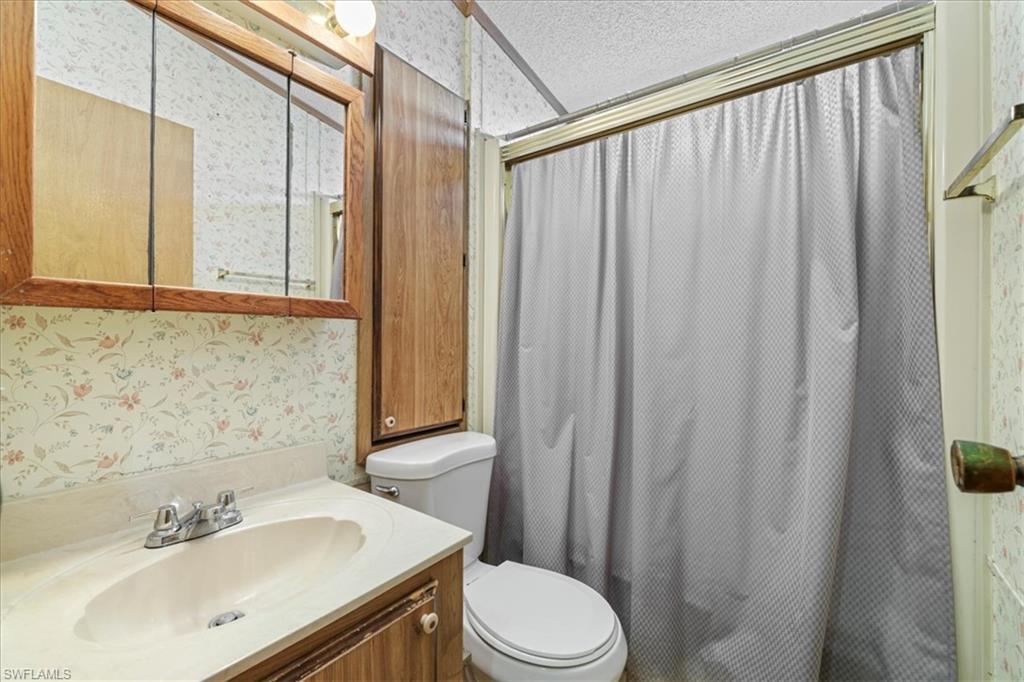 211 Sojourn Dr Property Photo 15