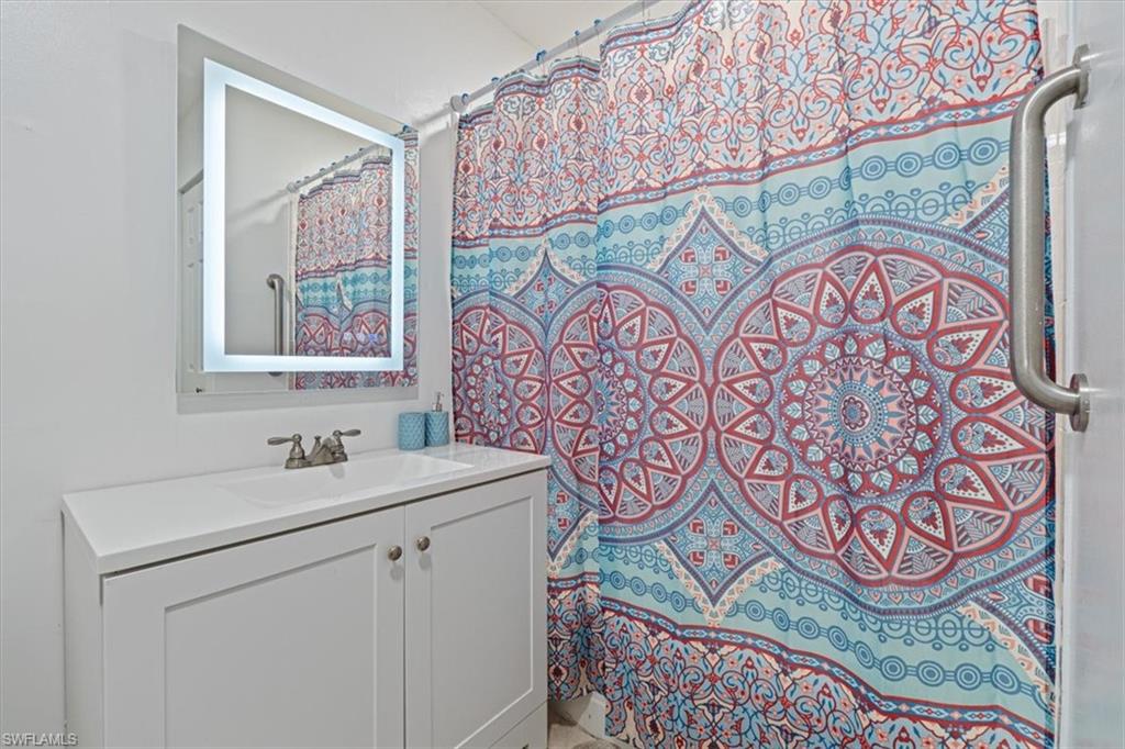 610 E Avenida Del Rio Property Photo 30