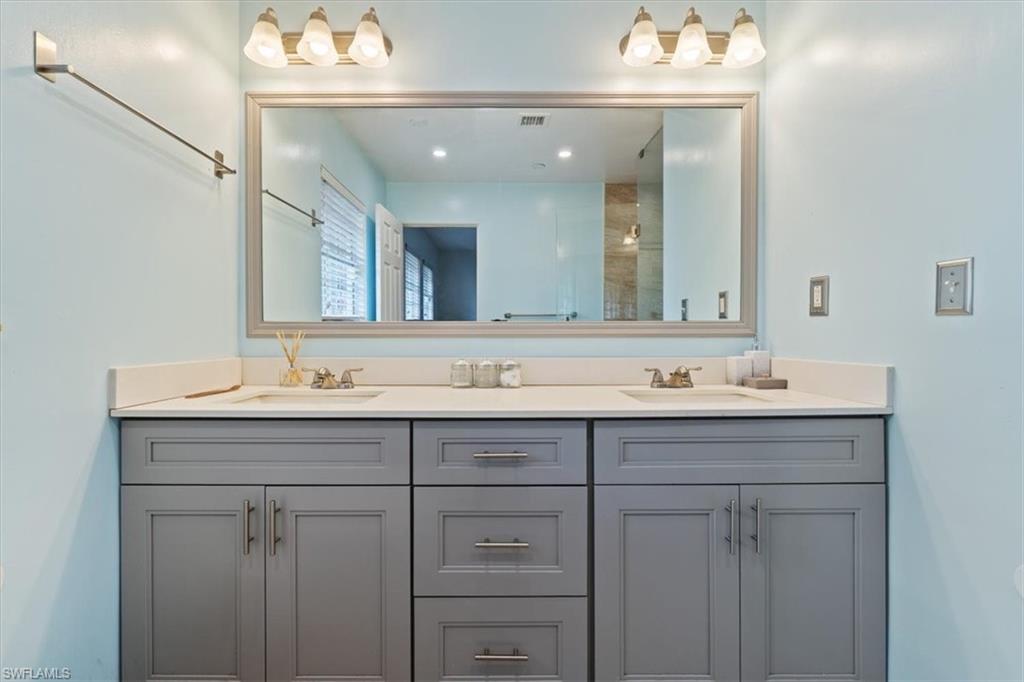 610 E Avenida Del Rio Property Photo 40