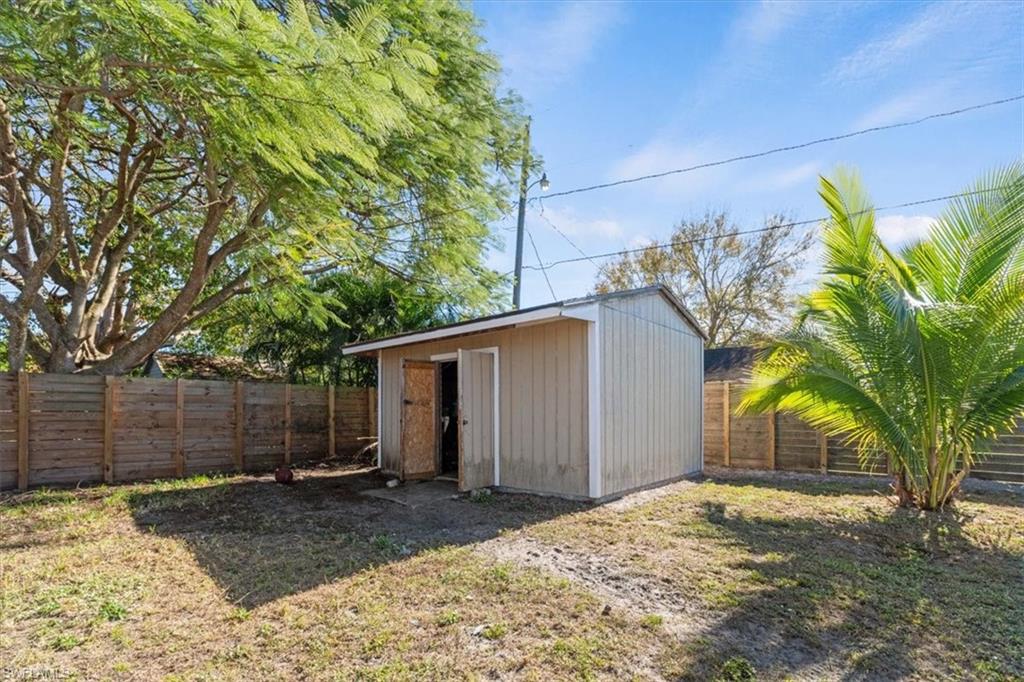 610 E Avenida Del Rio Property Photo 46