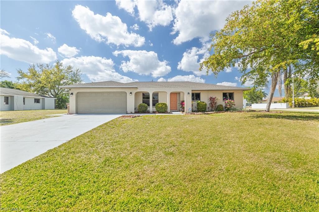 1628 Country Club BLVD Property Photo 1