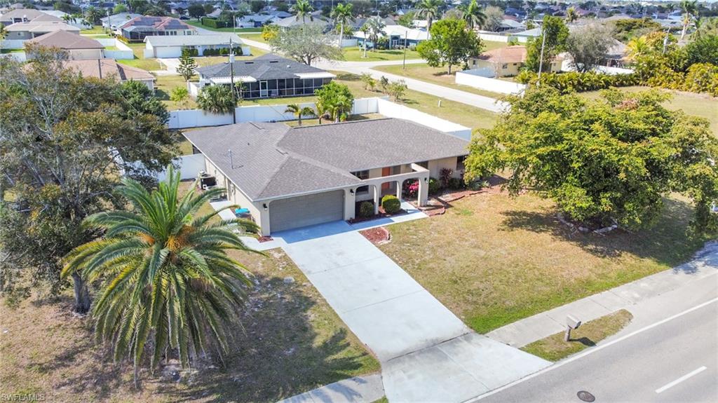 1628 Country Club Blvd Property Photo 2