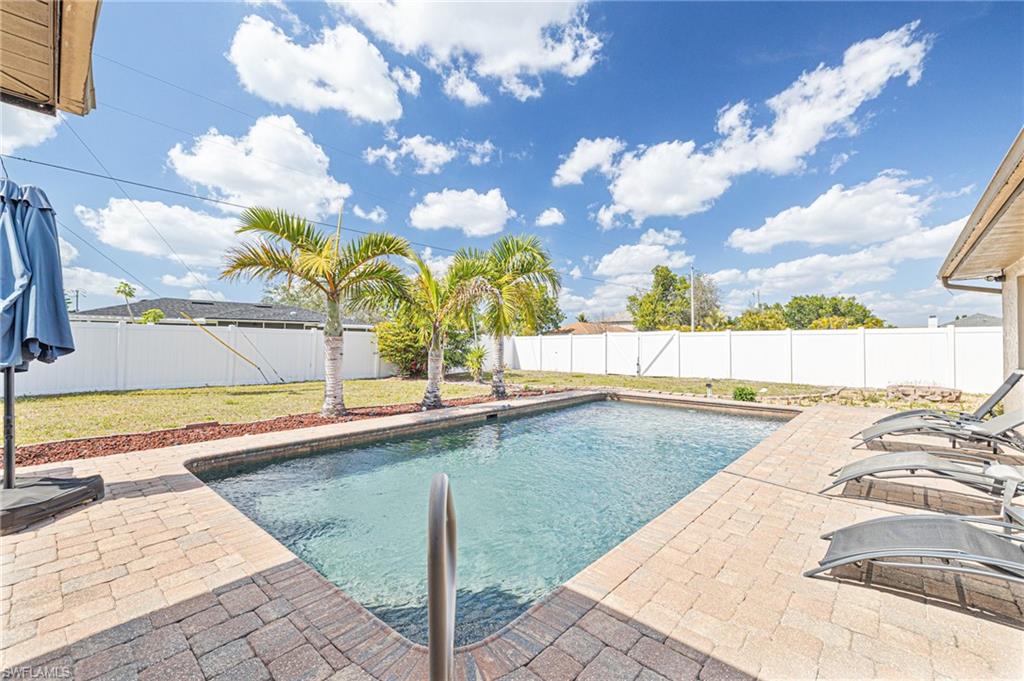 1628 Country Club Blvd Property Photo 5