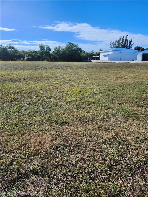 7665 Barrancas Ave Property Photo 2