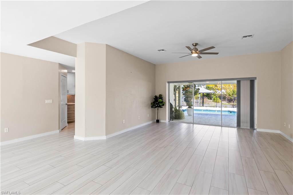 3446 Pinetree Dr Property Photo 10