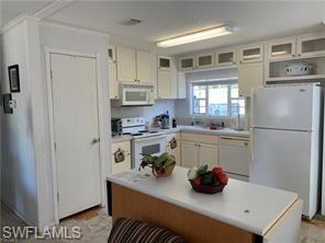 4998 Curlew Dr Property Photo 7