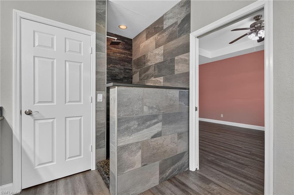 4048 Cherrybrook Loop Property Photo 25