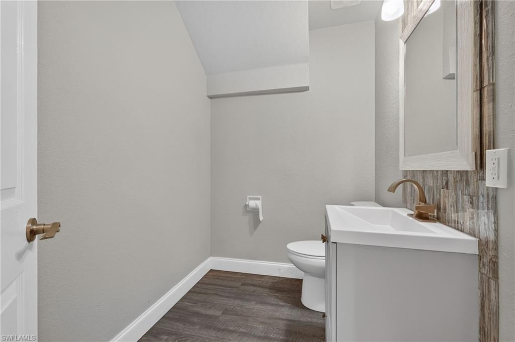 4048 Cherrybrook Loop Property Photo 33