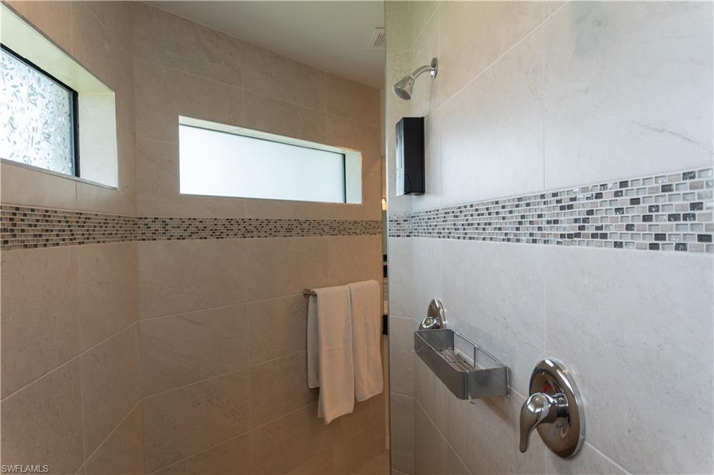 3318 Sw 8th Pl Property Photo 17