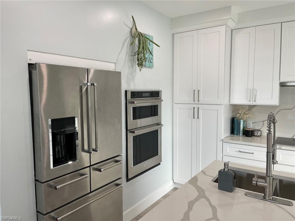 640 Gulf Ln 4 Property Photo 17