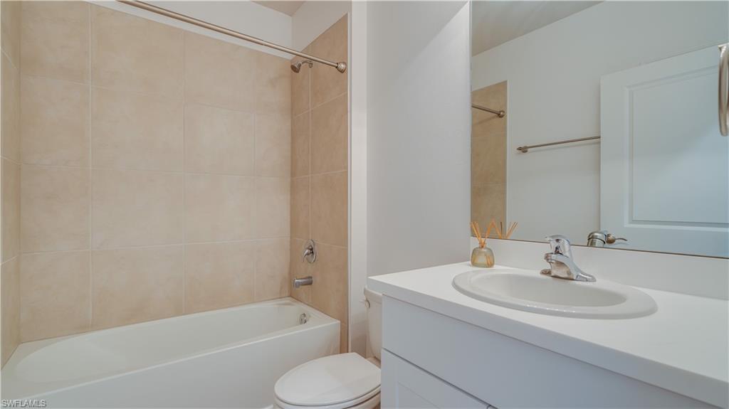 18512 Marlin Kite Ln Property Photo 10