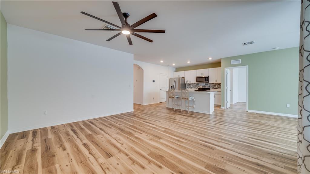 18512 Marlin Kite Ln Property Photo 28