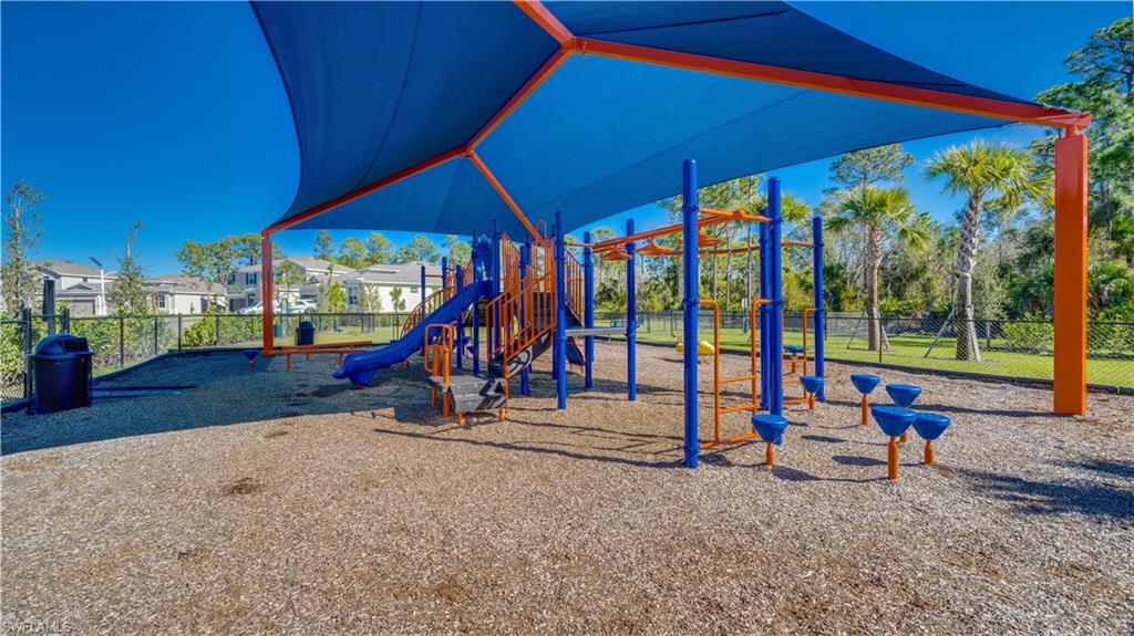 18512 Marlin Kite Ln Property Photo 31