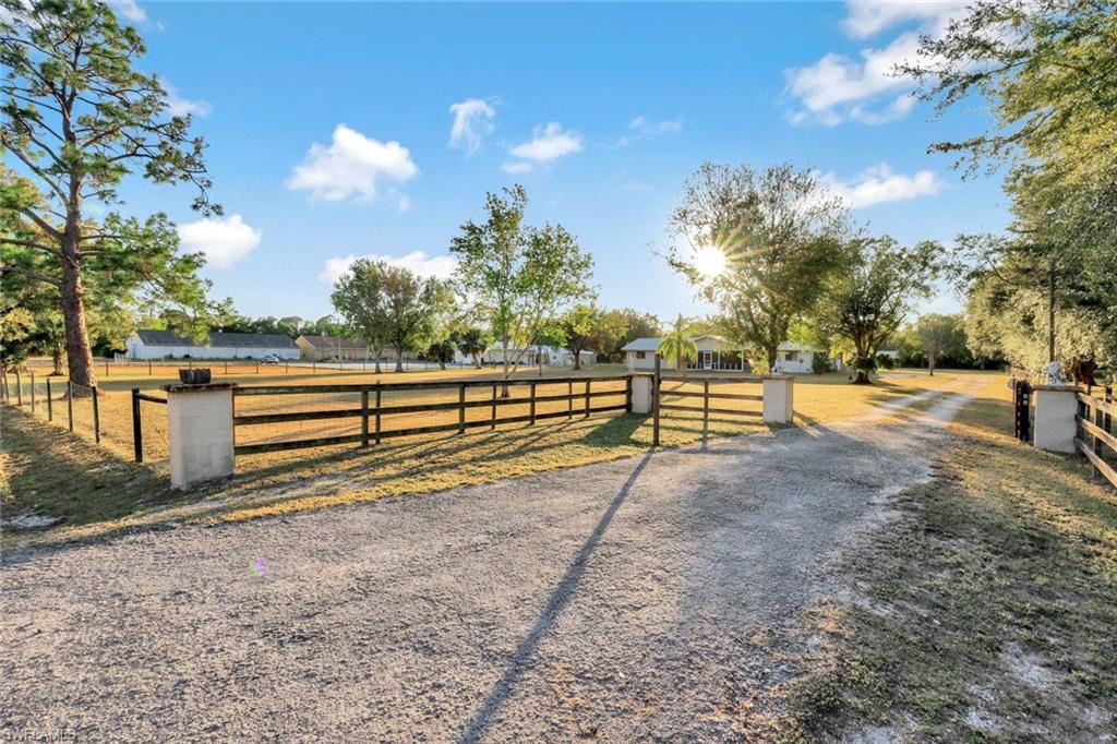 16321 Slater Rd Property Photo 3