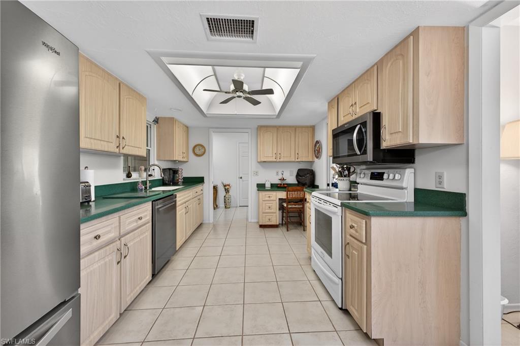 5679 Balkan Ct Property Photo 12