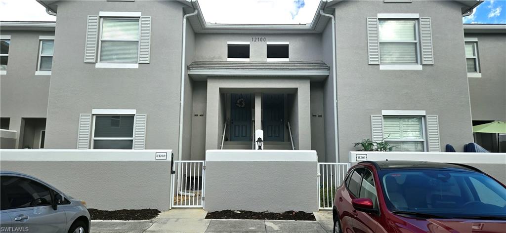 12100 Summergate Cir 203 Property Photo 2
