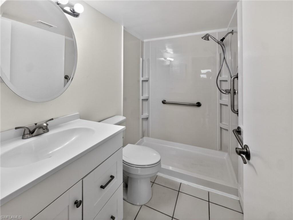 1624 Pine Valley Dr 218 Property Photo 9