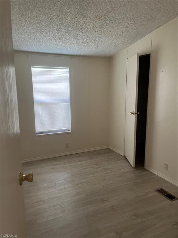 1195 Blueberry Ln Property Photo 5