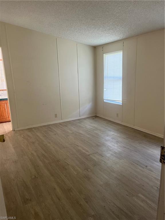 1195 Blueberry Ln Property Photo 6