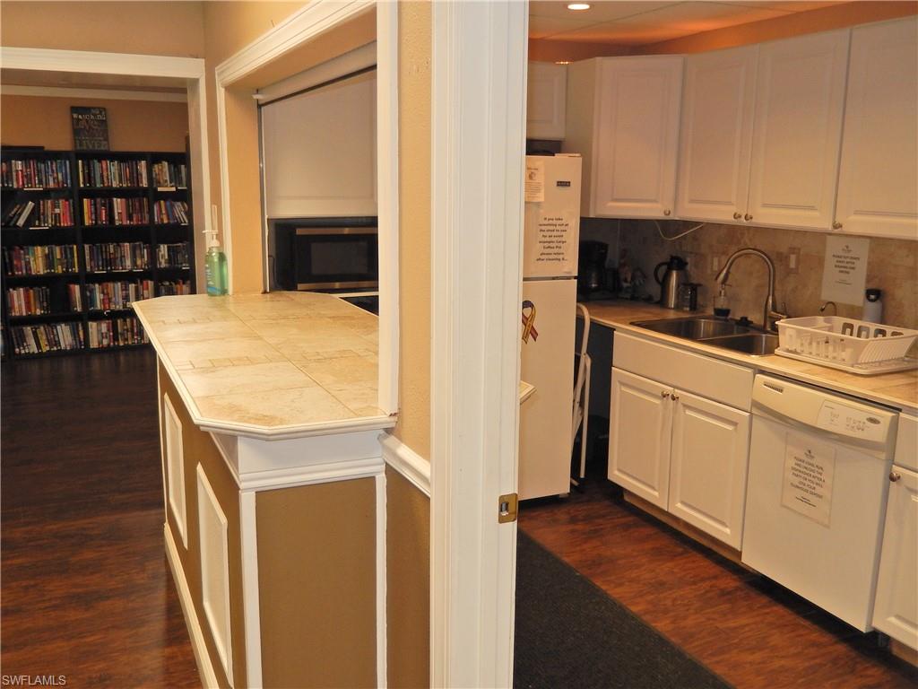 9620 Villa Dr 4 Property Photo 36