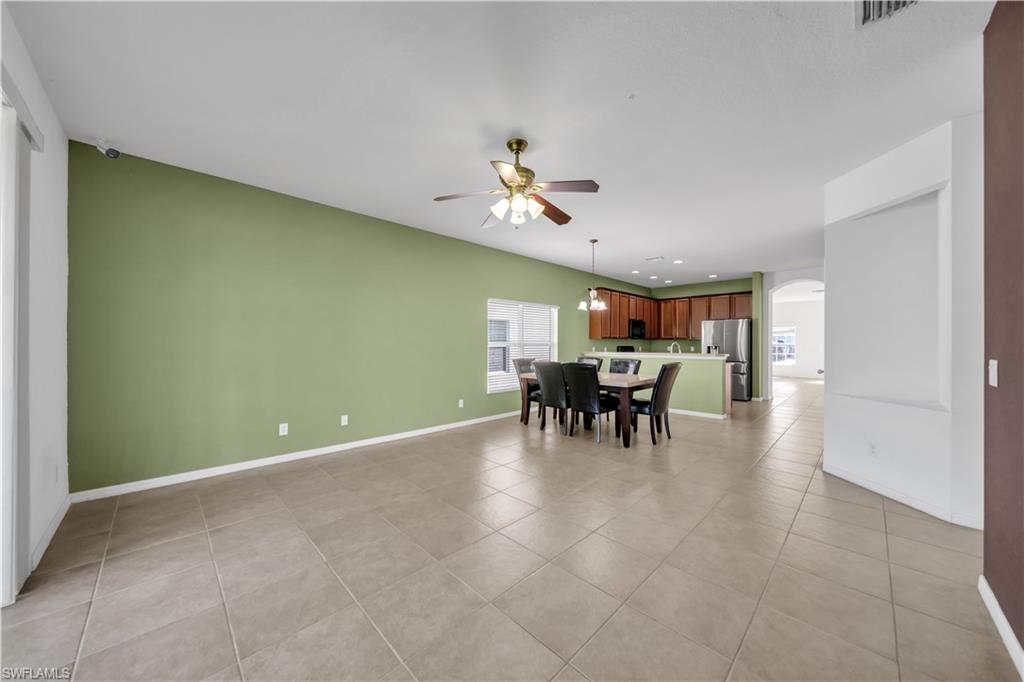 8125 Silver Birch Way Property Photo 9