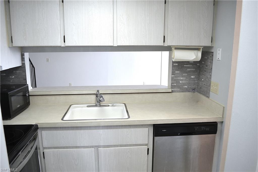 5839 Vancouver Cir 2 Property Photo 8
