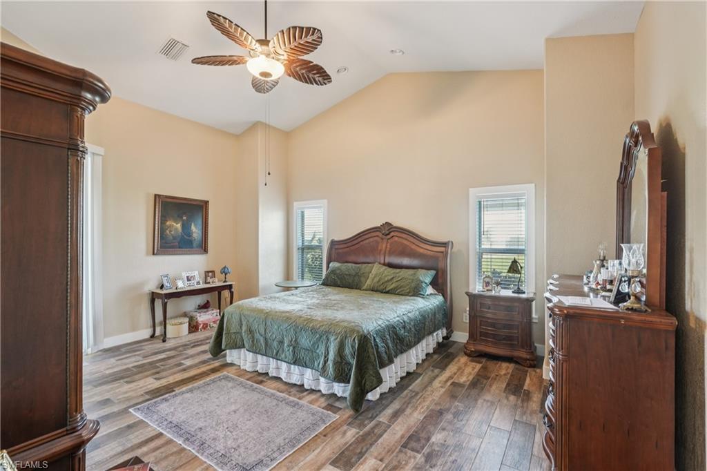 1422 Nw 38th Pl Property Photo 13