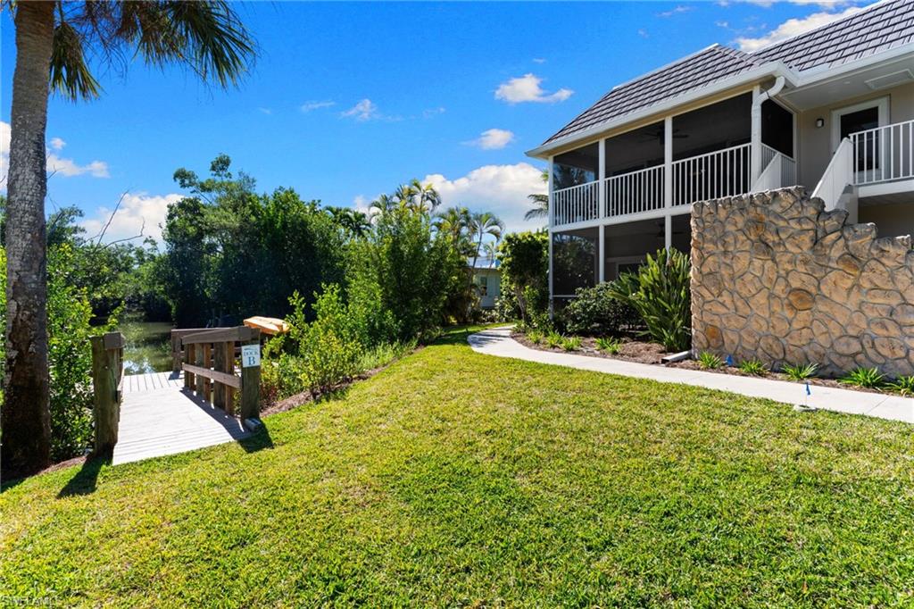 601 Periwinkle Way C-5 Property Photo 5