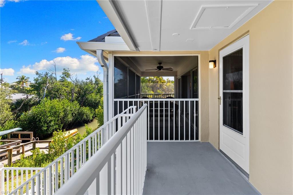 601 Periwinkle Way C-5 Property Photo 6